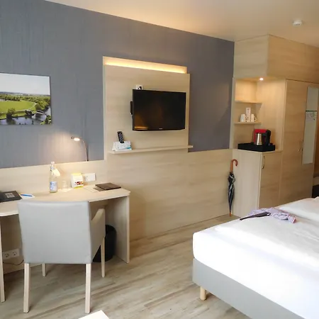 Landhotel Felchow 호텔 펠호프