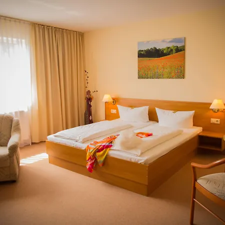 Landhotel Felchow 호텔