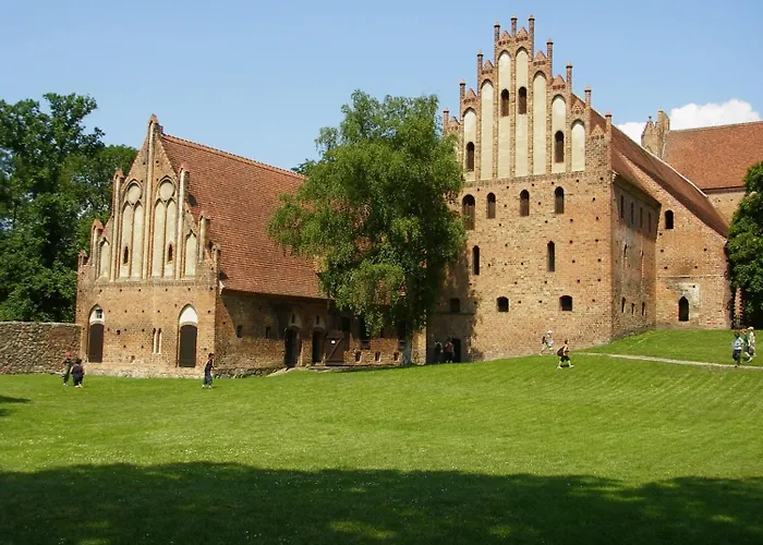 Landhotel Felchow فندق 4*