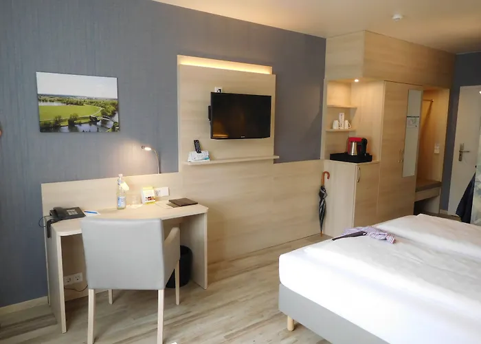 Landhotel Felchow 호텔 펠호프